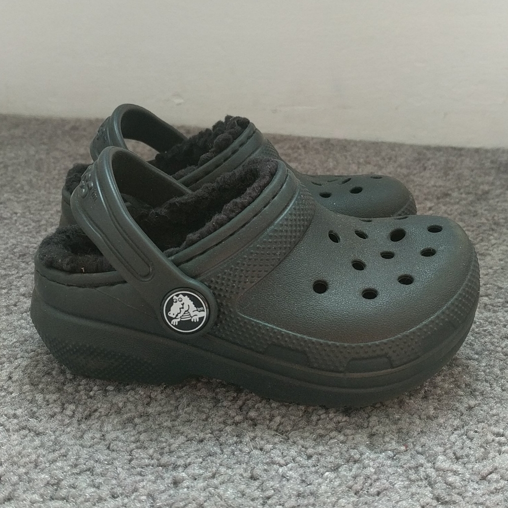 Faux fur lined crocs, Toddler Size 7
